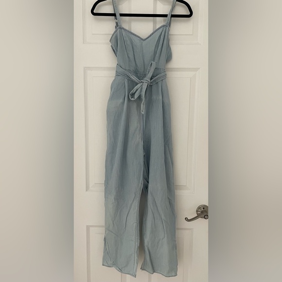 Express Denim Jumpsuit - Picture 4 of 10